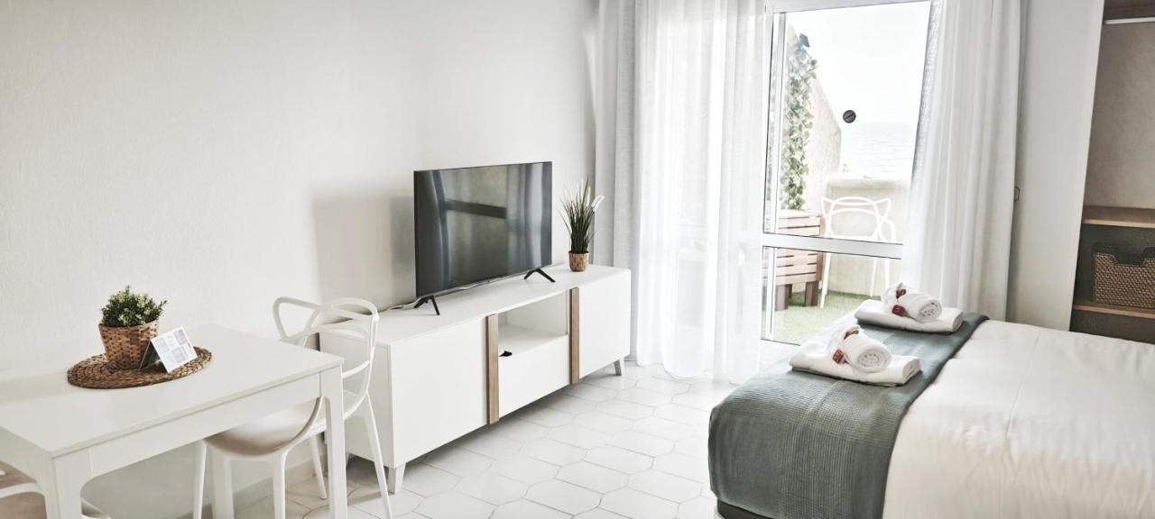 בנאלמדנה Estreno Benalbeach Vistas Al Mar Estudio Deluxe מראה חיצוני תמונה