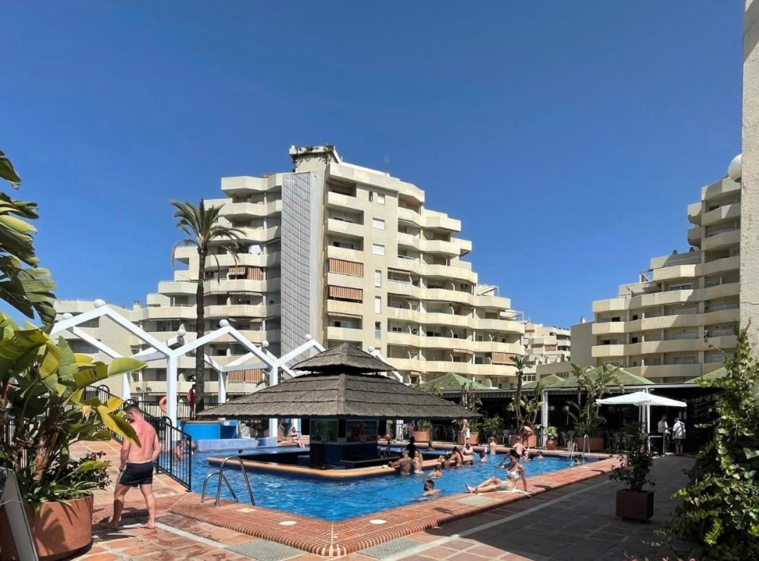 בנאלמדנה Estreno Benalbeach Vistas Al Mar Estudio Deluxe מראה חיצוני תמונה